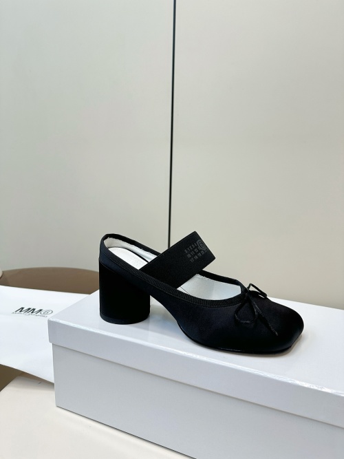 MM6 Maison Margiela Apple-Toe Heeled Mules in Black Satin, Jennie Style 1 MM6 Maison Margiela Apple-Toe Heeled Mules in Black Satin, Jennie Style