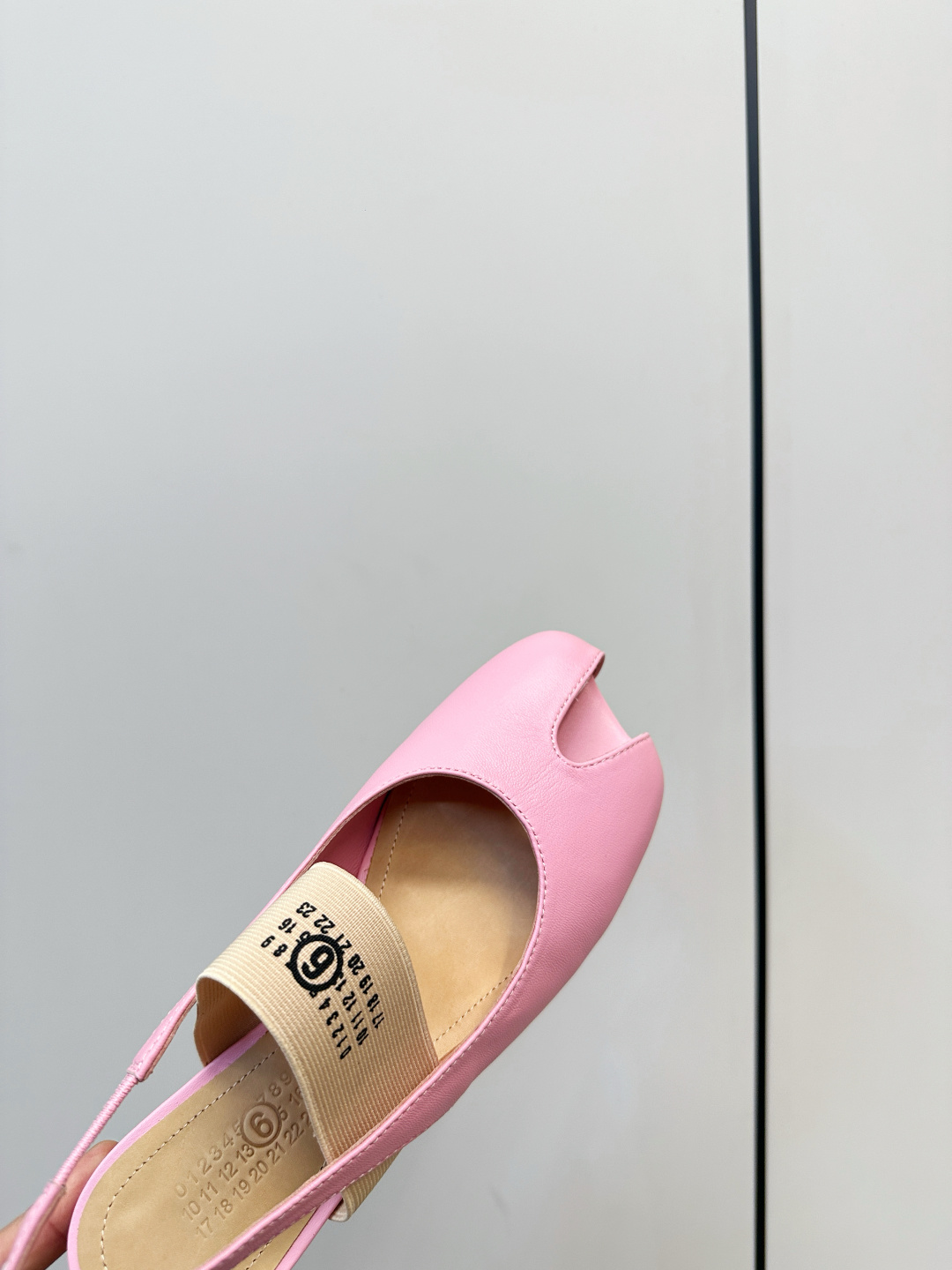 Maison Margiela MM6马吉拉分趾玛丽珍后空凉鞋