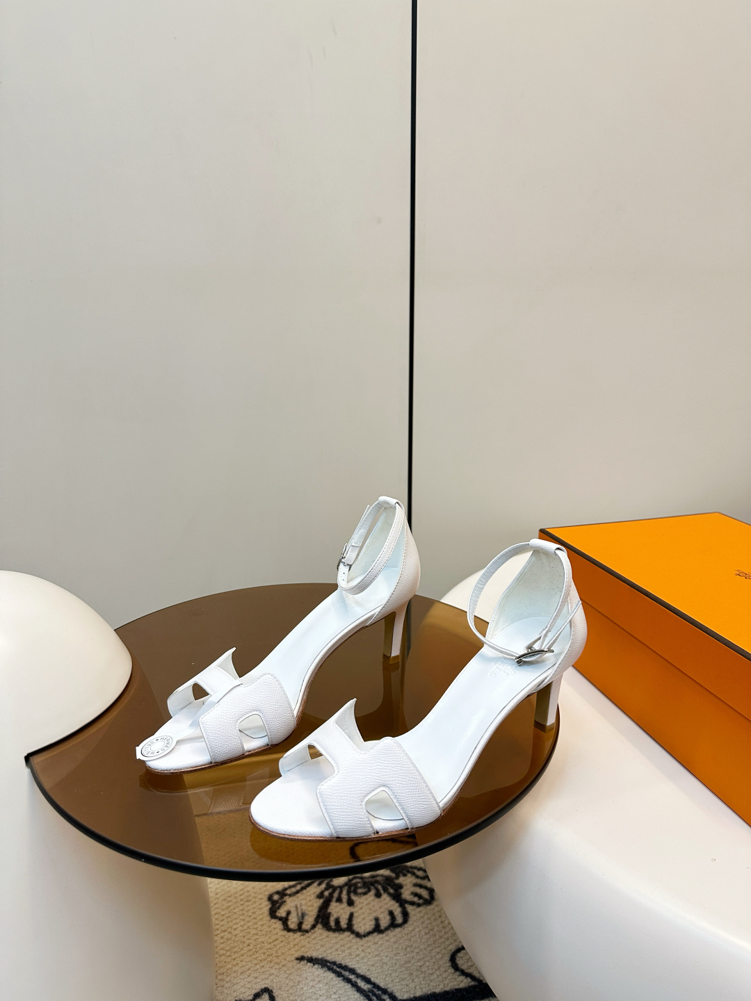 Hermès ​​HERMES｜爱马仕 H字高跟凉鞋​​