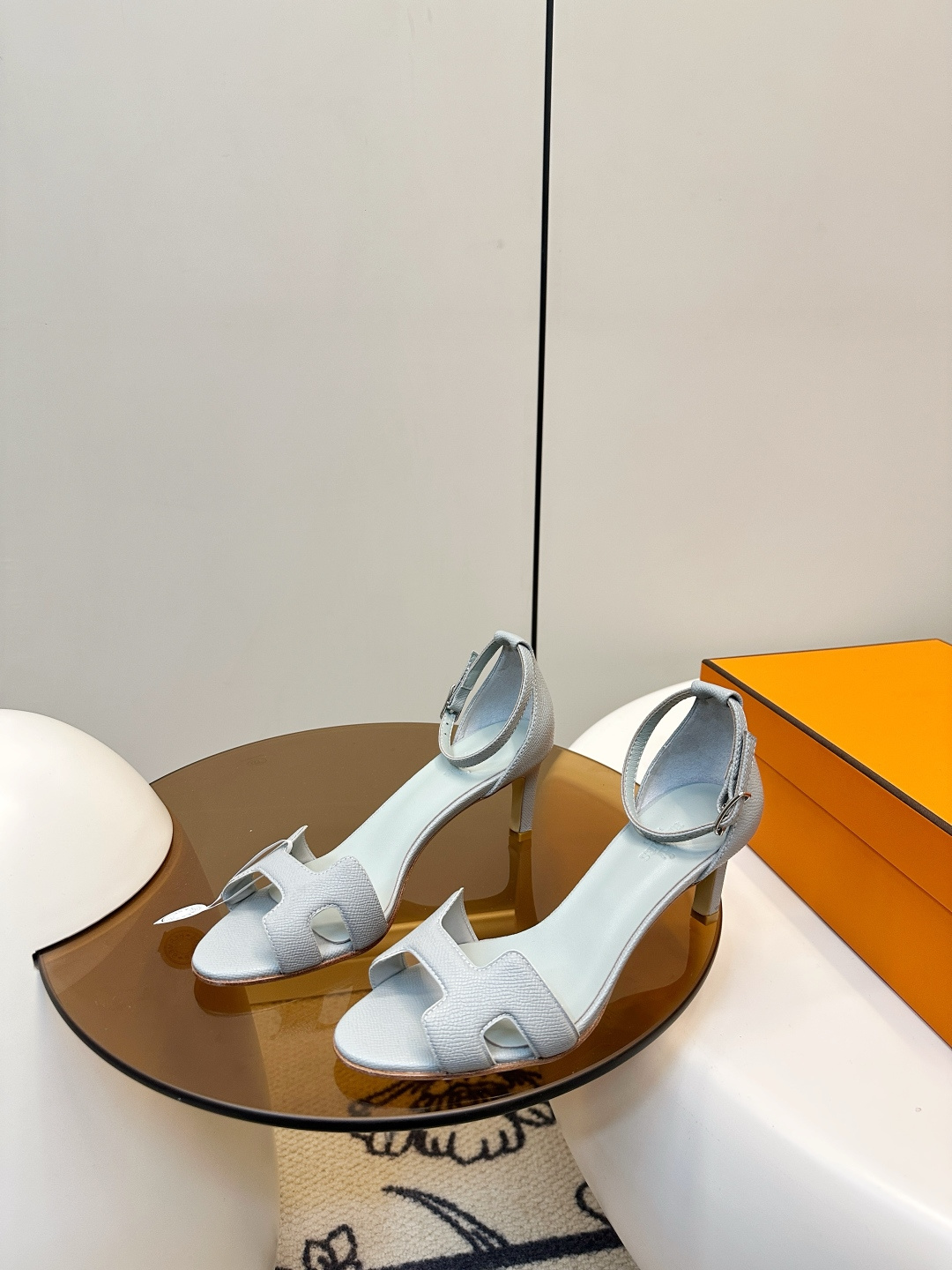 Hermès ​​HERMES｜爱马仕 H字高跟凉鞋​​