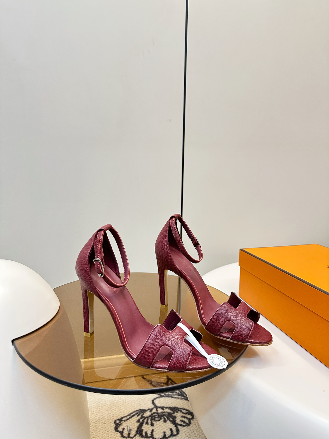 Hermès ​​HERMES｜爱马仕 H字高跟凉鞋​​
