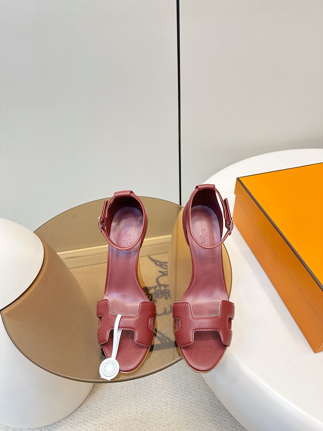 Hermès ​​HERMES｜爱马仕 H字高跟凉鞋​​