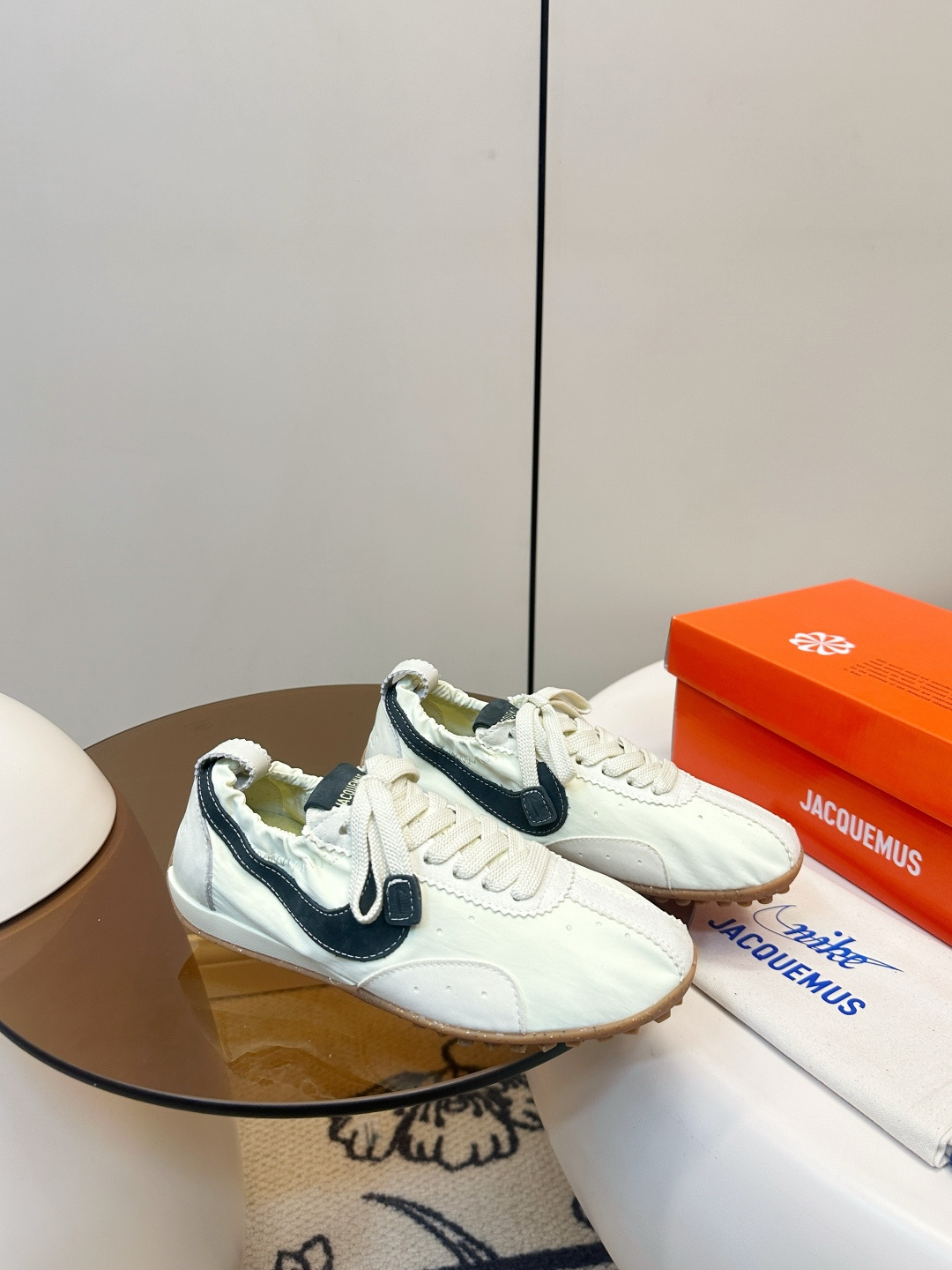 Jacquemus Jacquemus x Nike Moon Shoe联名款​​ 德训鞋