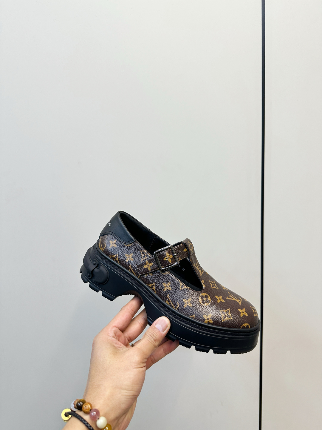 Louis Vuitton LV 26早春新品厚底玛丽珍小皮鞋