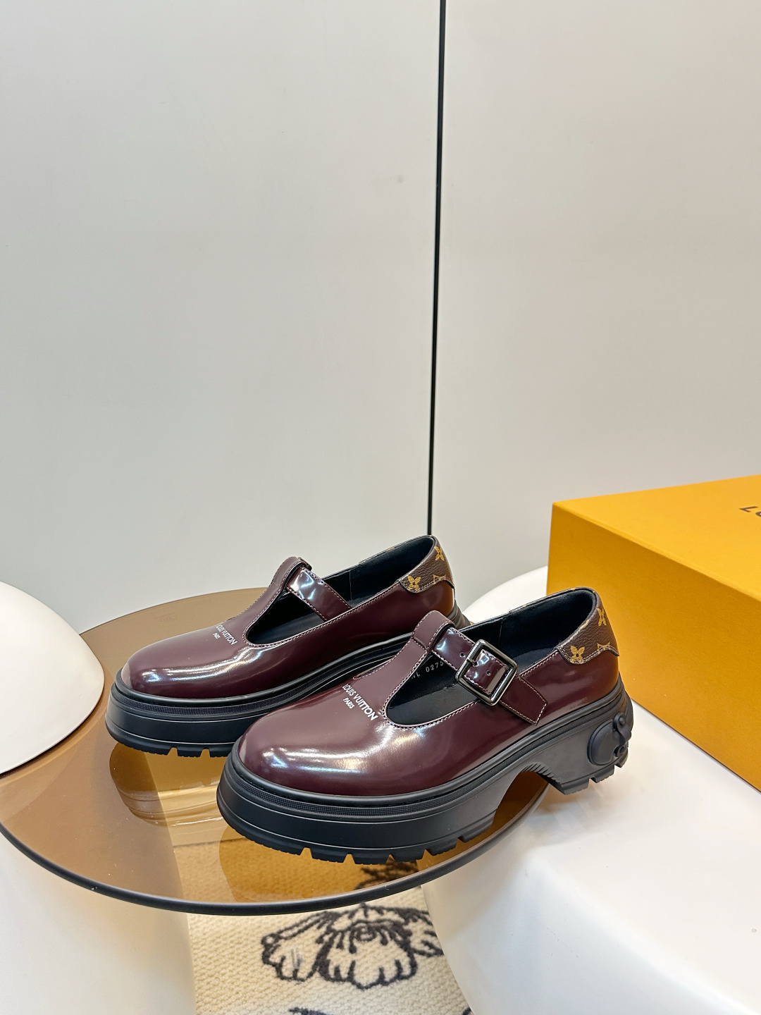 Louis Vuitton LV 26早春新品厚底玛丽珍小皮鞋