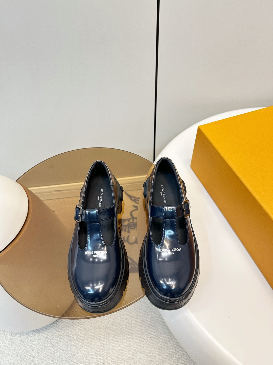 Louis Vuitton LV 26早春新品厚底玛丽珍小皮鞋