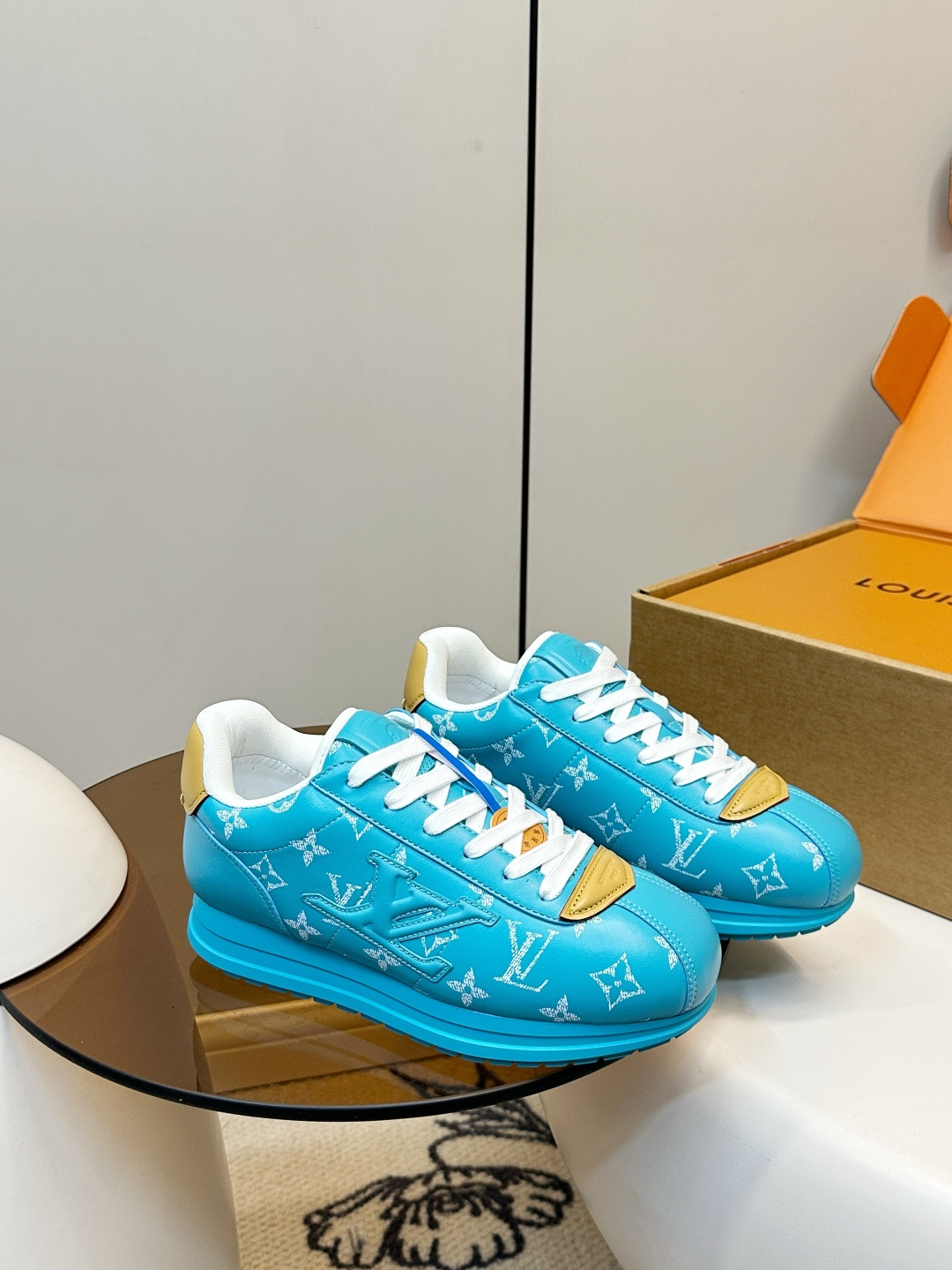 Louis Vuitton Louis Vuitton 路易威登 菲董 联名 Buttersoft系列 面包鞋 休闲运动鞋