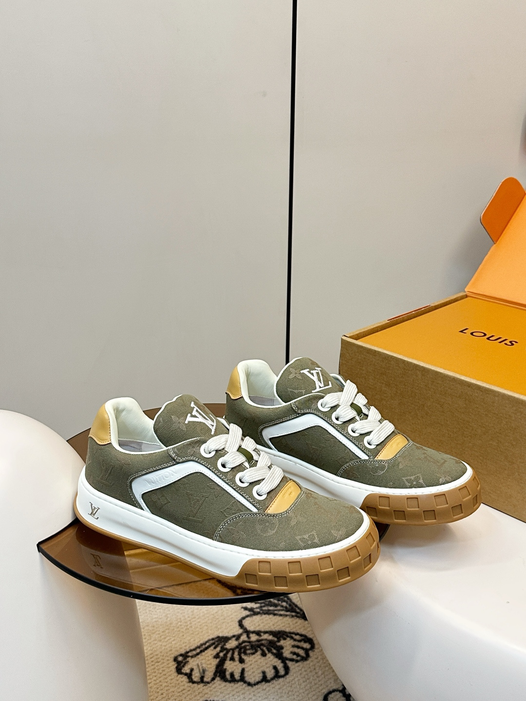 Louis Vuitton LV Tilted饼干鞋 呆萌厚底休闲鞋