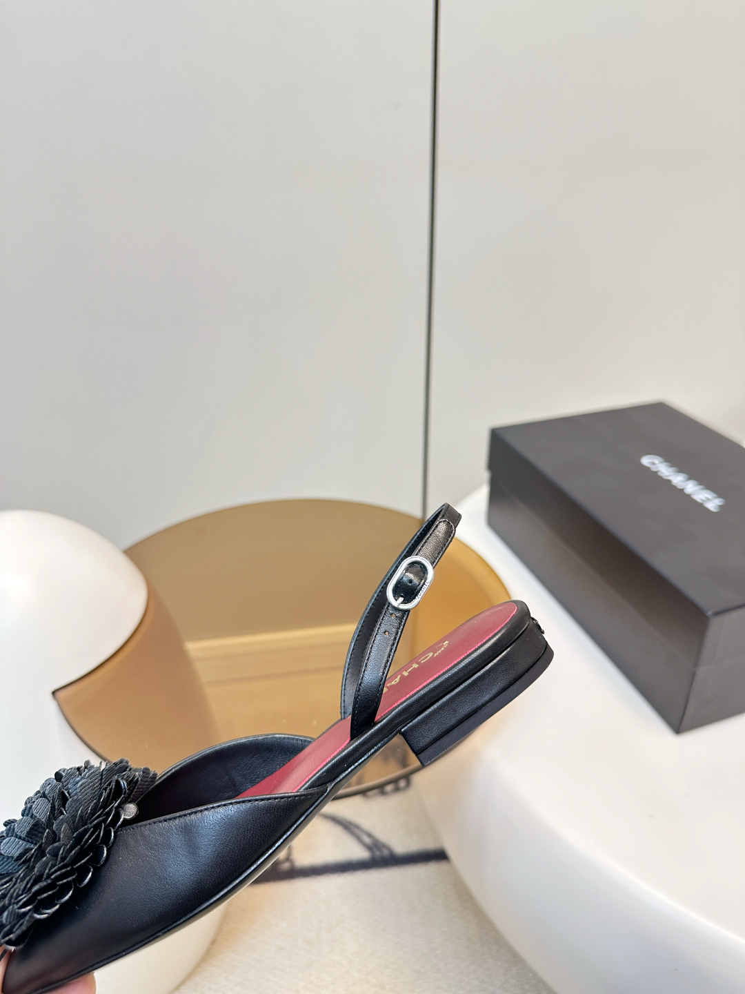 Chanel Chanel 26X新品山茶花平底凉鞋