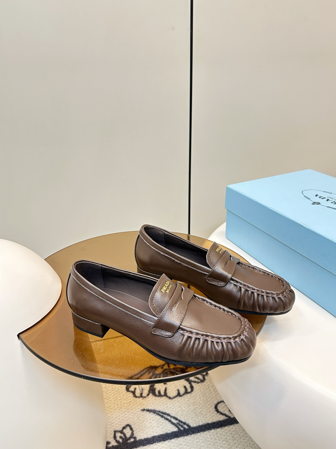 Prada Prada26新品 褶皱 乐福鞋​​