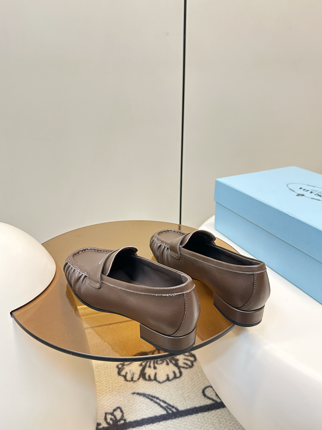 Prada Prada26新品 褶皱 乐福鞋​​