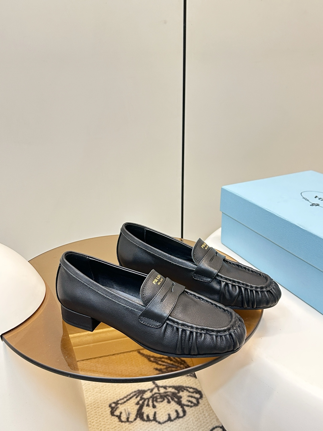 Prada Prada26新品 褶皱 乐福鞋​​