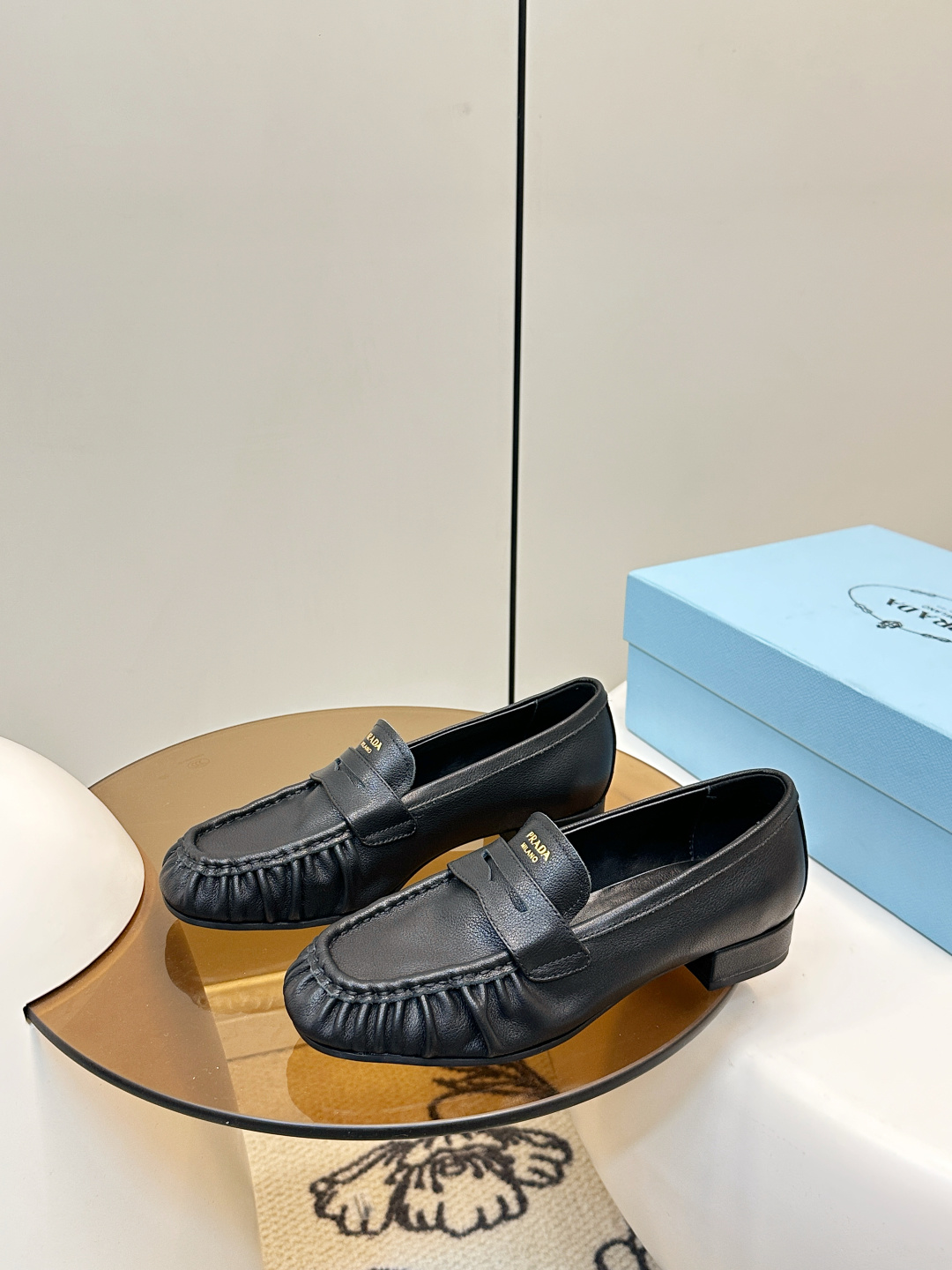 Prada Prada26新品 褶皱 乐福鞋​​