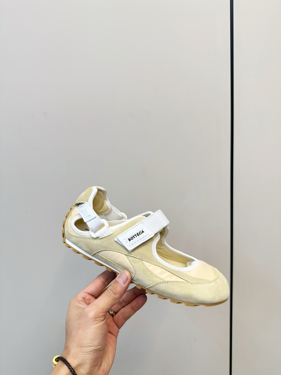Bottega Veneta ​​Bottega Veneta Orbit Flash玛丽珍鞋​​ 运动鞋