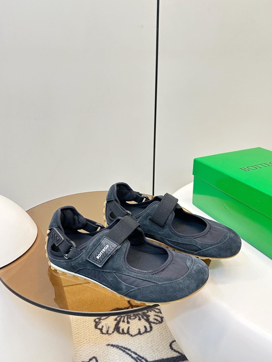 Bottega Veneta ​​Bottega Veneta Orbit Flash玛丽珍鞋​​ 运动鞋