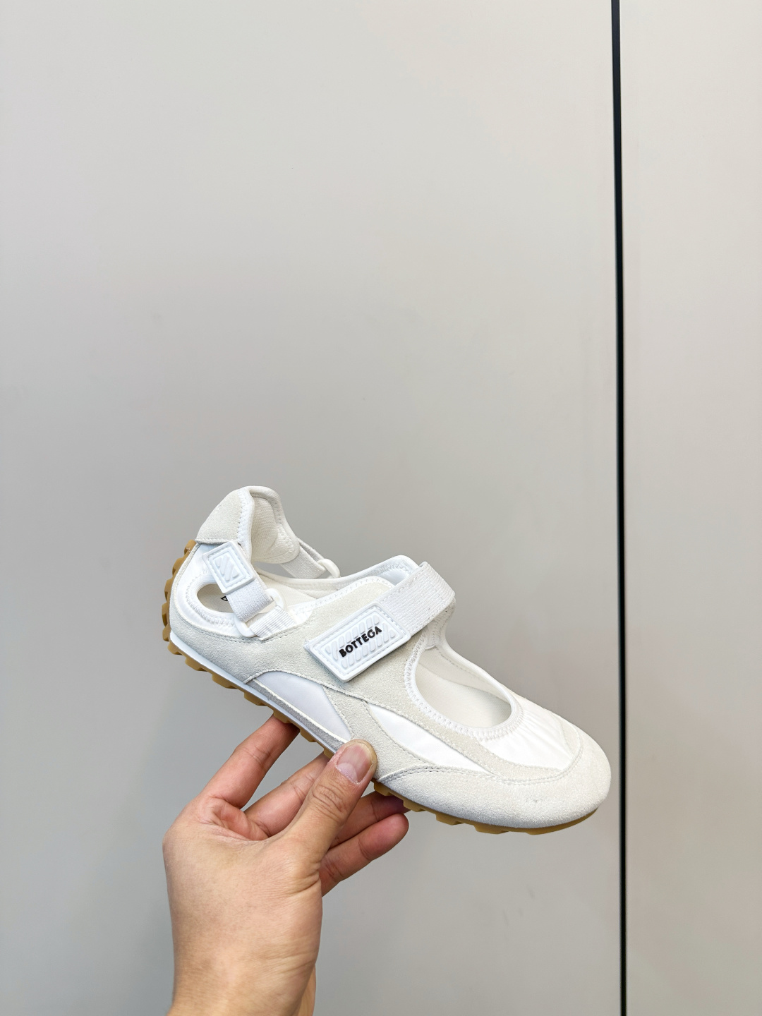 Bottega Veneta ​​Bottega Veneta Orbit Flash玛丽珍鞋​​ 运动鞋