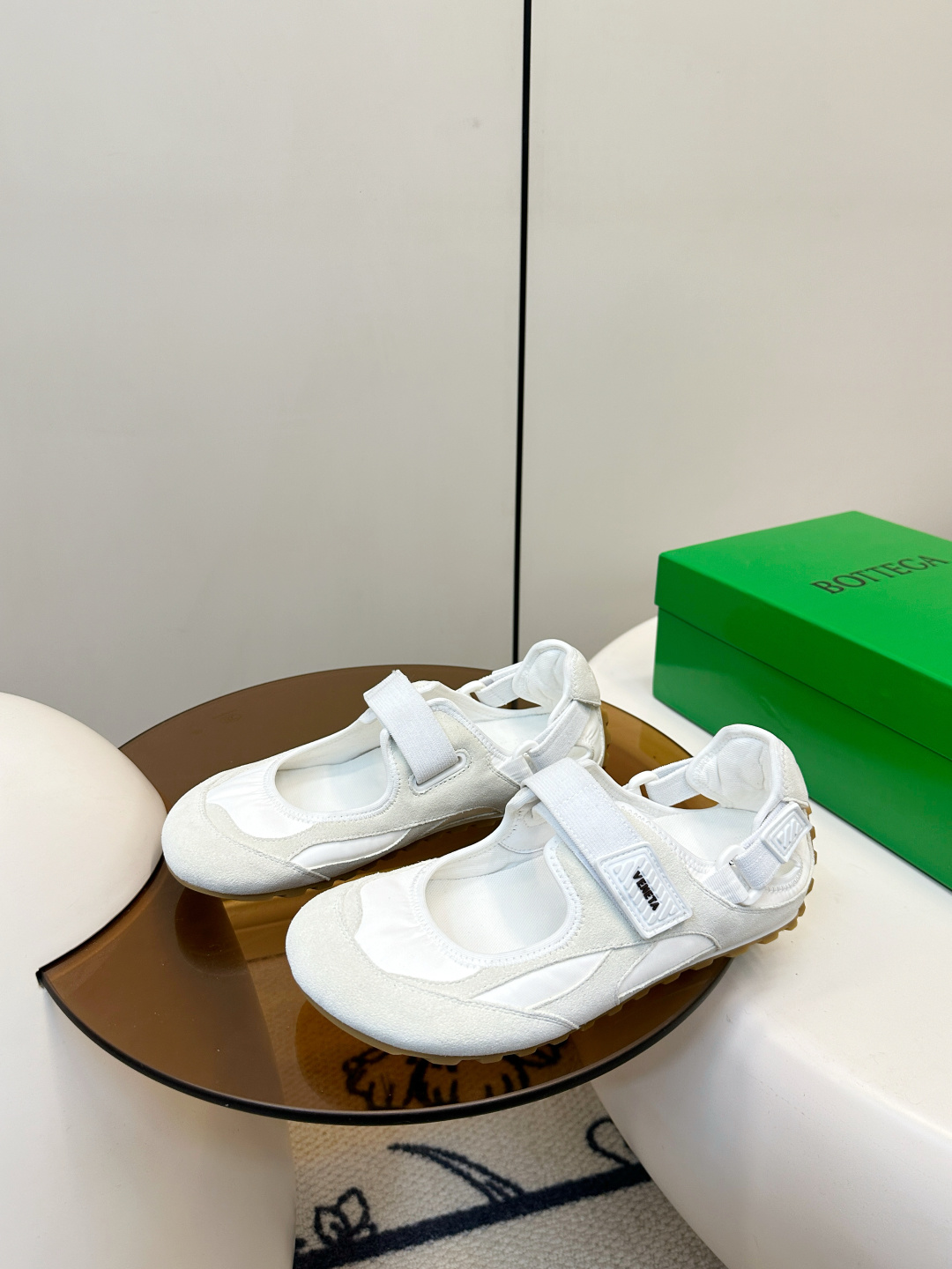 Bottega Veneta ​​Bottega Veneta Orbit Flash玛丽珍鞋​​ 运动鞋