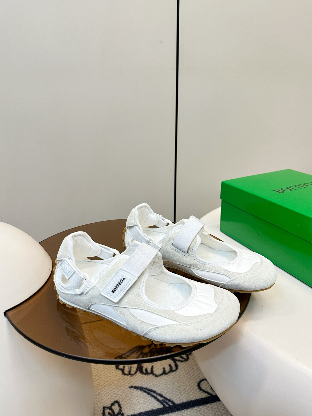 Bottega Veneta ​​Bottega Veneta Orbit Flash玛丽珍鞋​​ 运动鞋