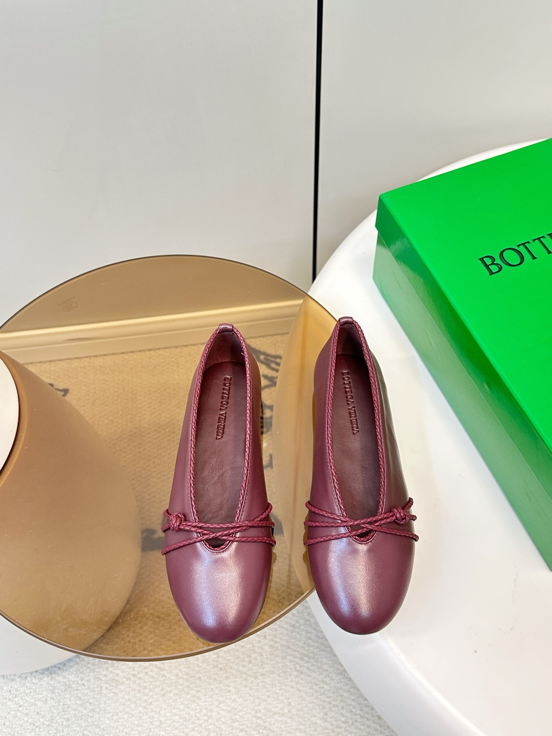 Bottega Veneta Bottega Veneta Rosa玛丽珍芭蕾鞋 鞋面绳结是品牌 编织工艺 又俏皮