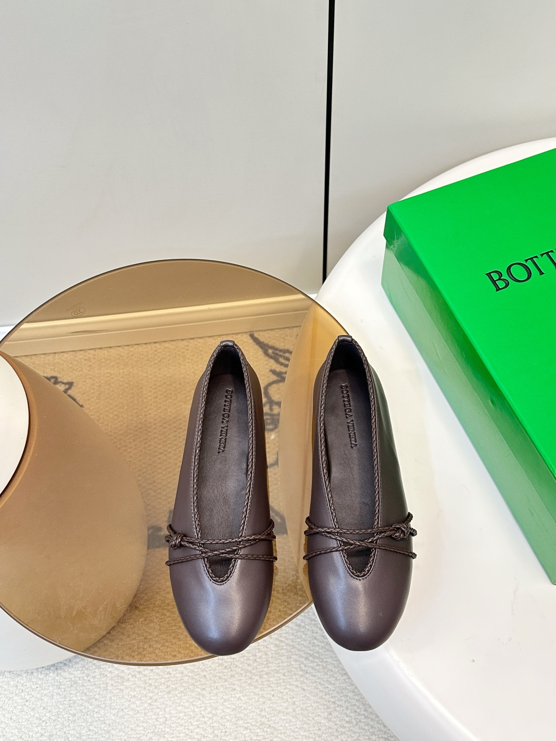 Bottega Veneta BV 26新品Rosa玛丽珍芭蕾鞋​​