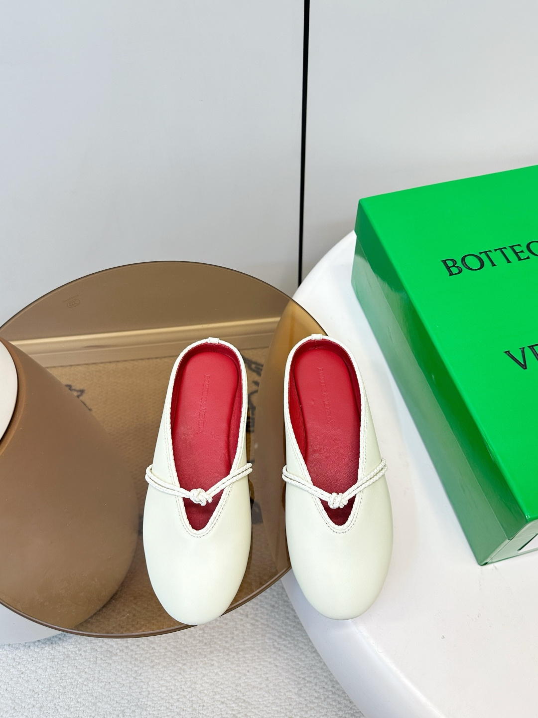 Bottega Veneta BV 26新品Rosa 懒人半拖