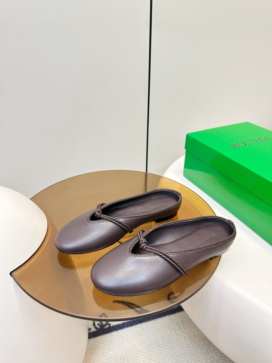 Bottega Veneta BV 26新品Rosa 懒人半拖