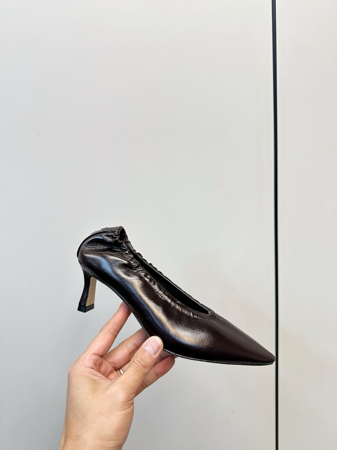 Bottega Veneta Bottega Veneta26新品BV尖头小猫跟 女巫鞋