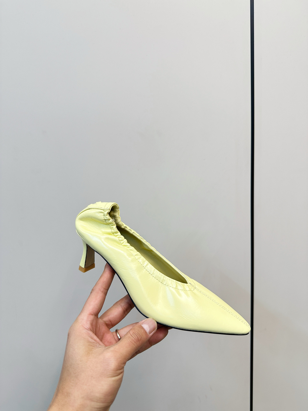 Bottega Veneta Bottega Veneta26新品BV尖头小猫跟 女巫鞋