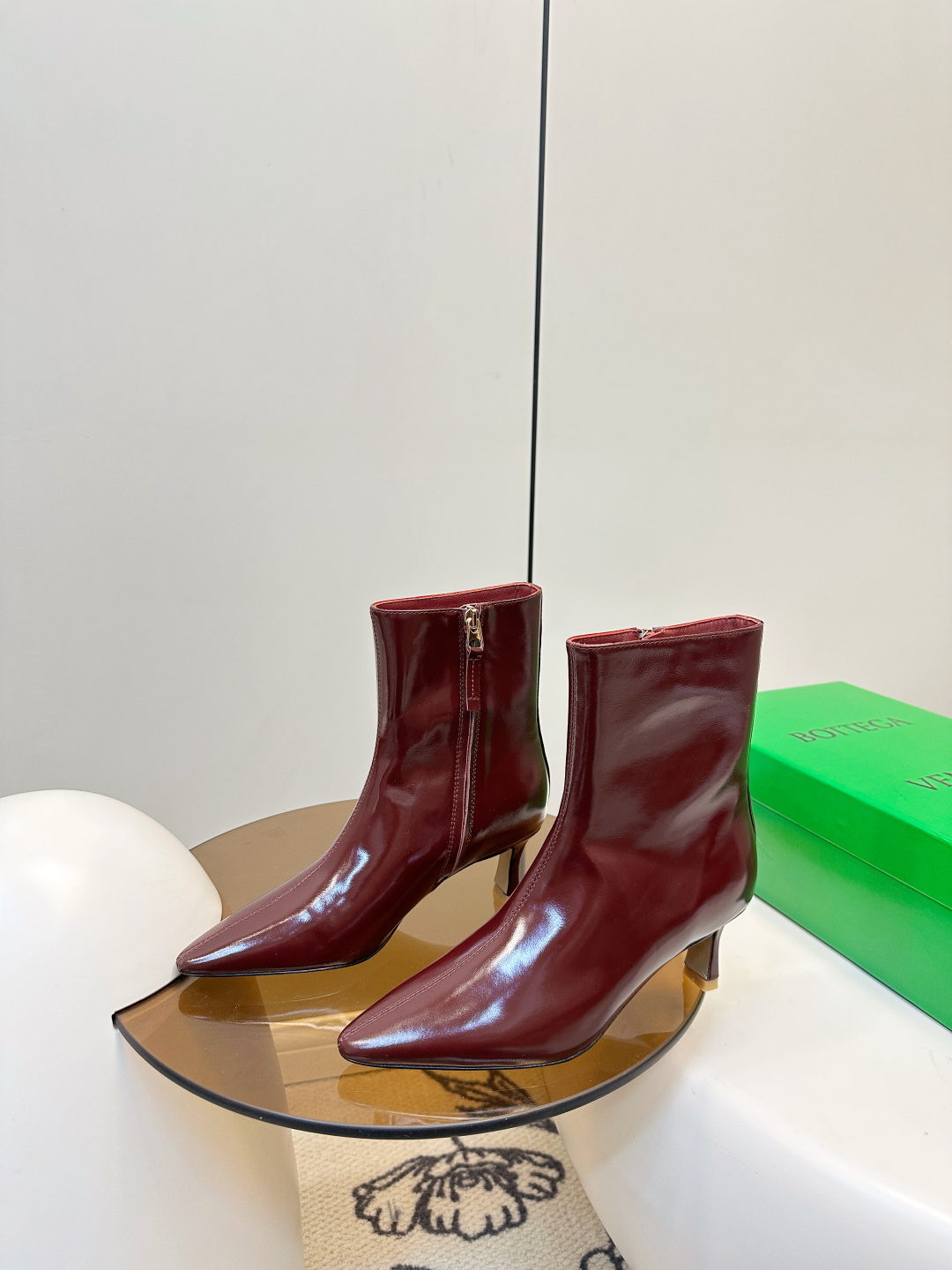 Bottega Veneta Bottega Veneta26​​油蜡皮尖头细跟 短靴