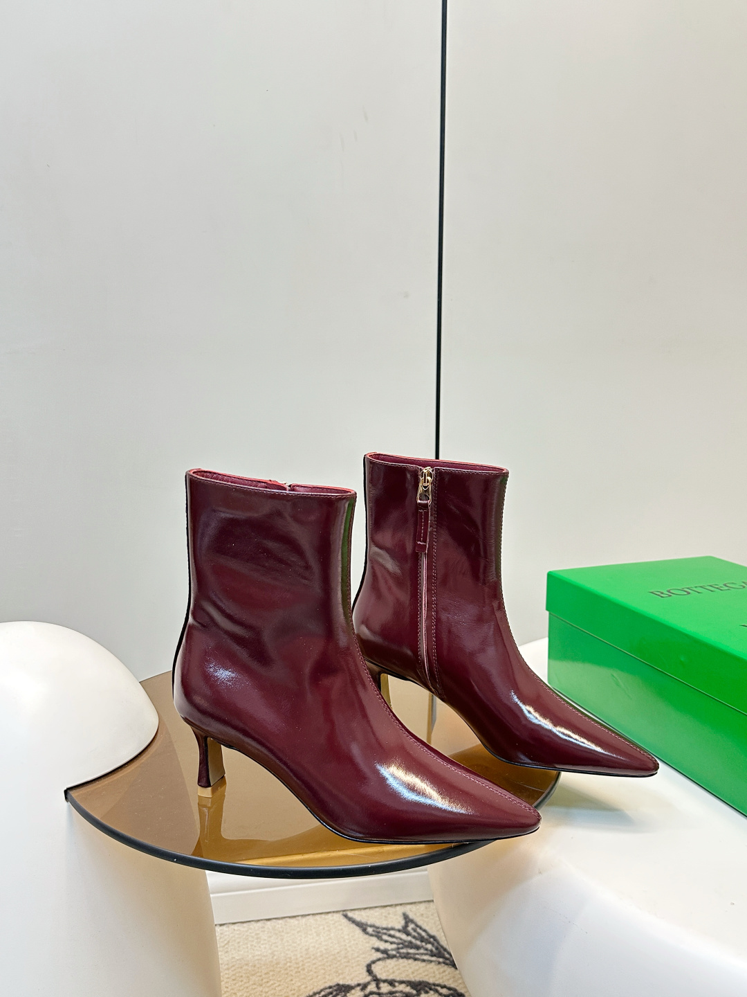 Bottega Veneta Bottega Veneta26​​油蜡皮尖头细跟 短靴