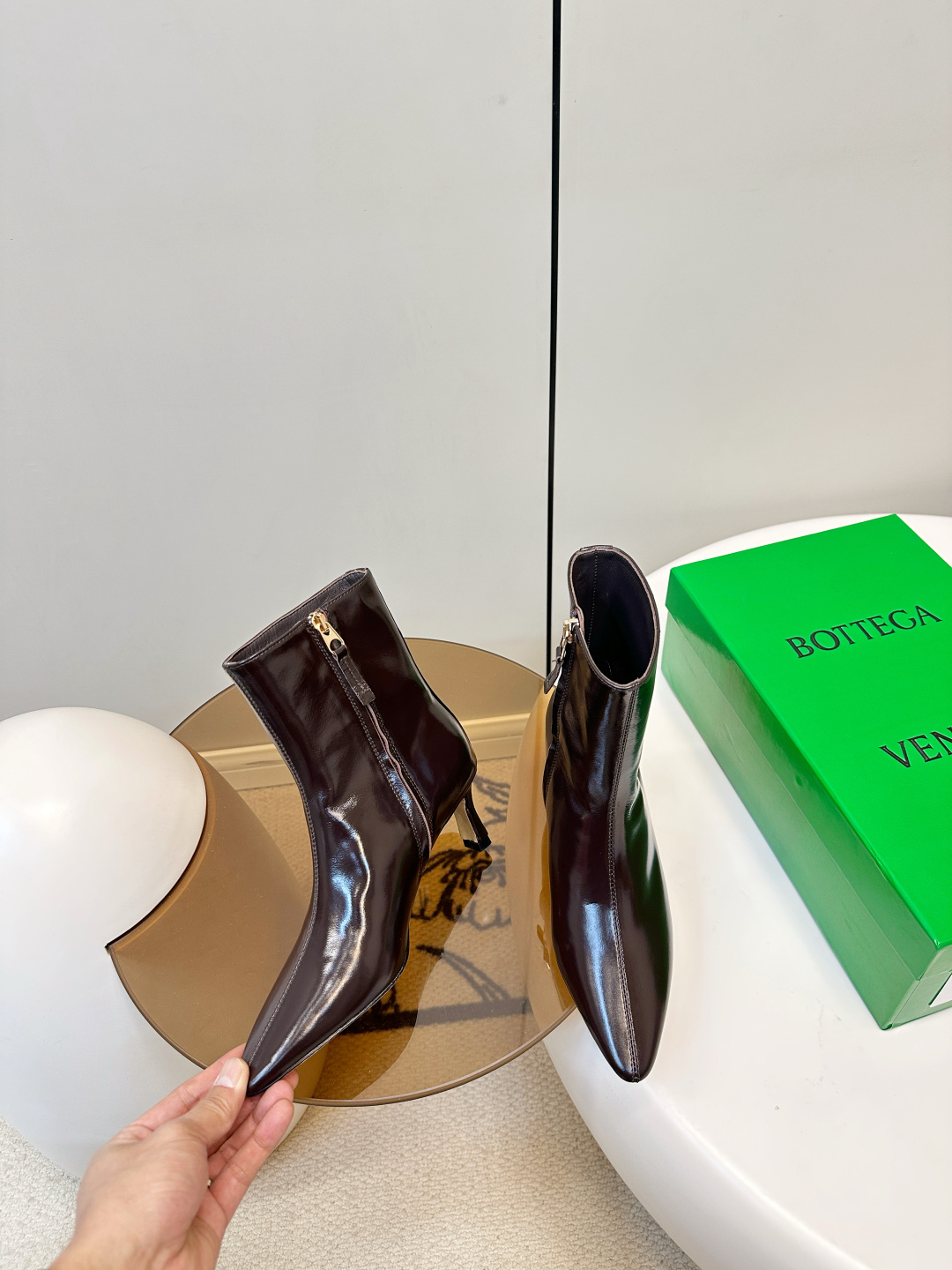 Bottega Veneta Bottega Veneta26​​油蜡皮尖头细跟 短靴