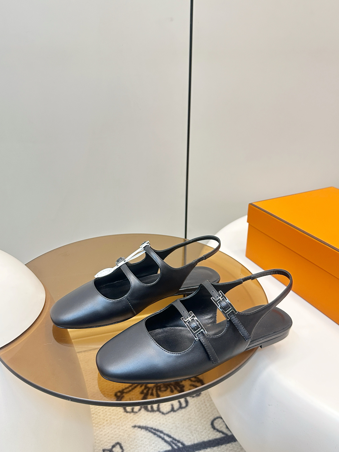 Hermès ​​Hermes｜爱马仕双扣带玛丽珍凉鞋​​