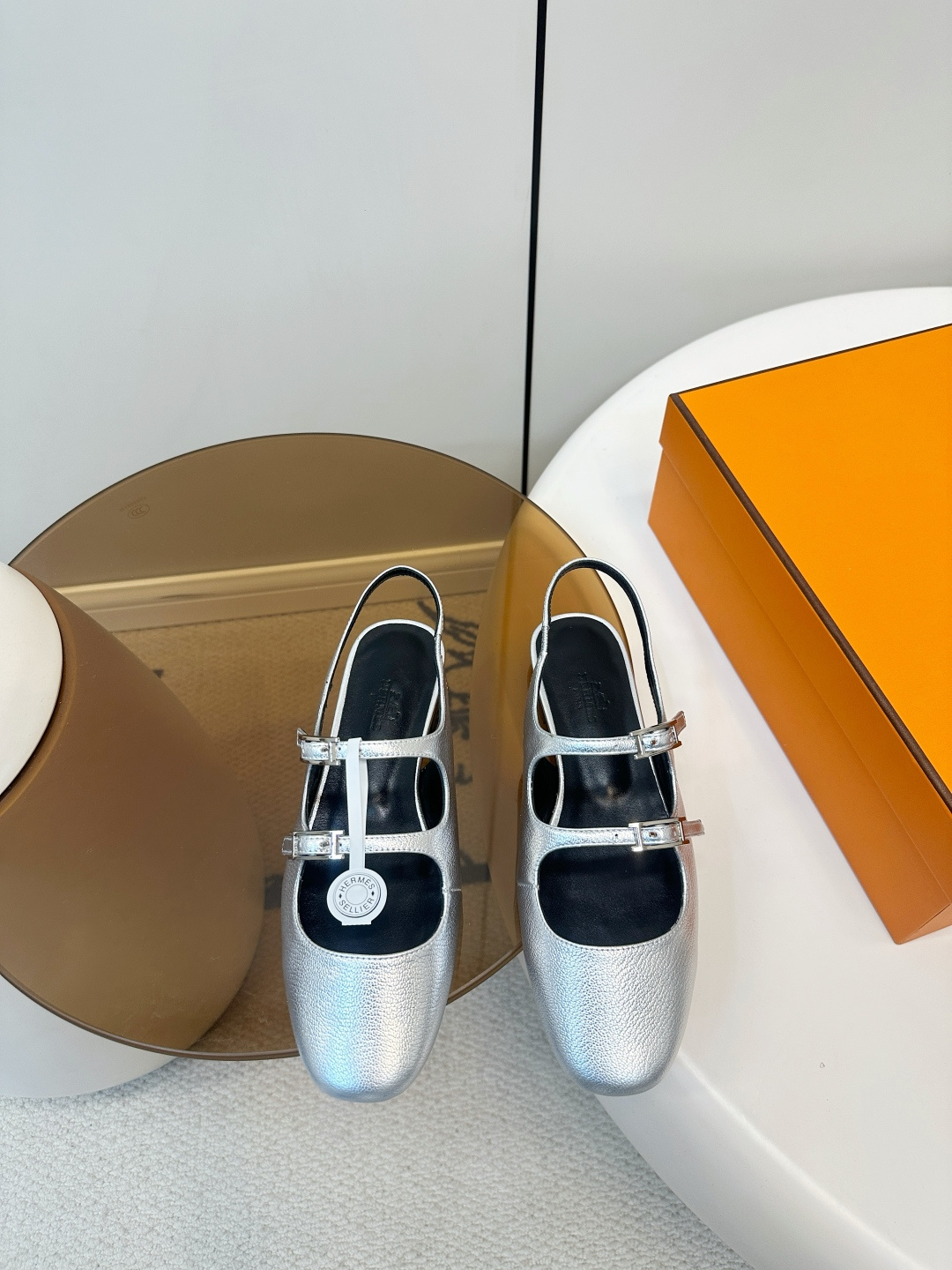 Hermès ​​Hermes｜爱马仕双扣带玛丽珍凉鞋​​