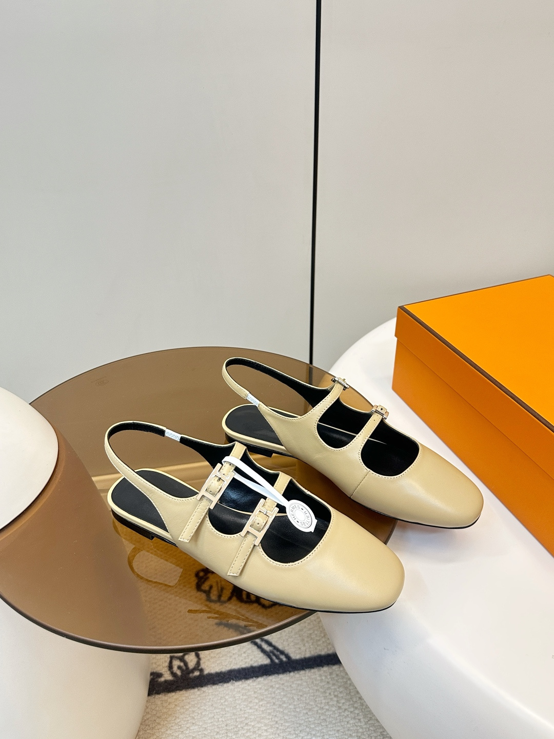 Hermès ​​Hermes｜爱马仕双扣带玛丽珍凉鞋​​