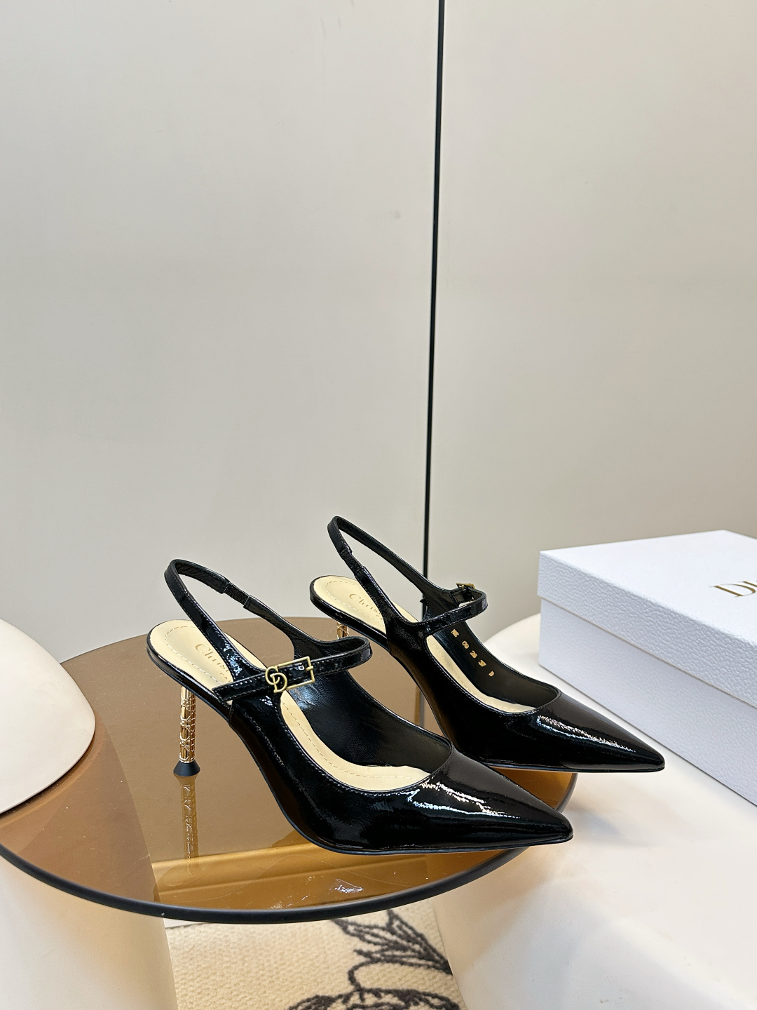 Dior Dior｜迪奥26ss春夏新品尖头高跟鞋​​