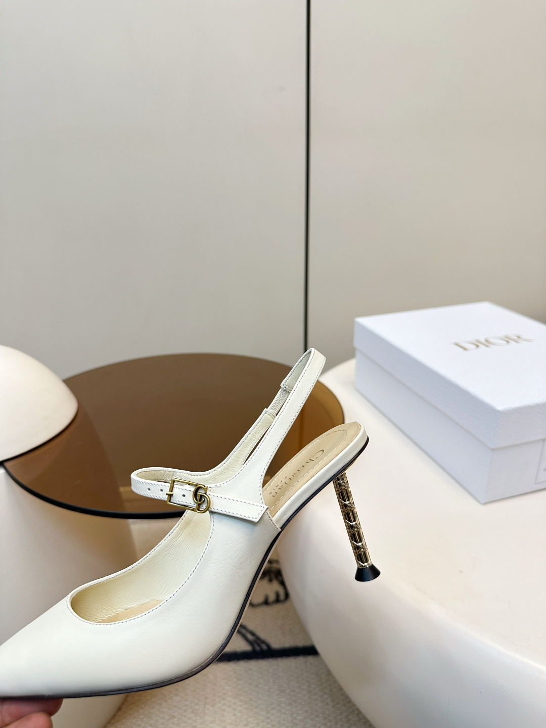 Dior Dior｜迪奥26ss春夏新品尖头高跟鞋​​