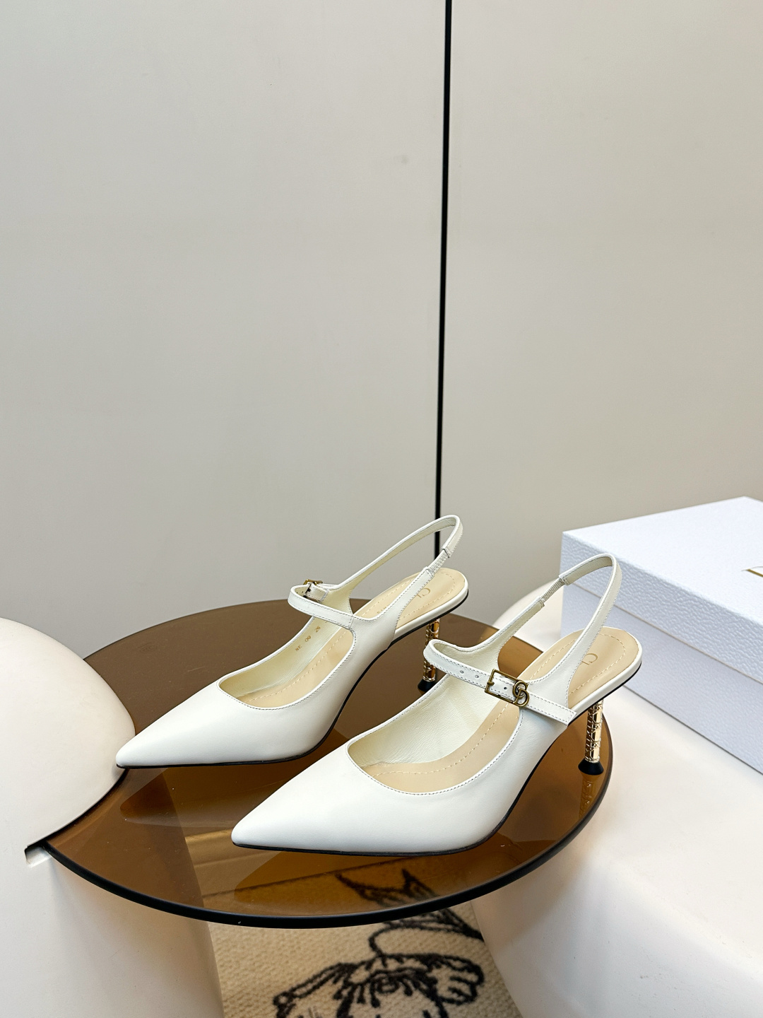 Dior Dior｜迪奥26ss春夏新品尖头高跟鞋​​