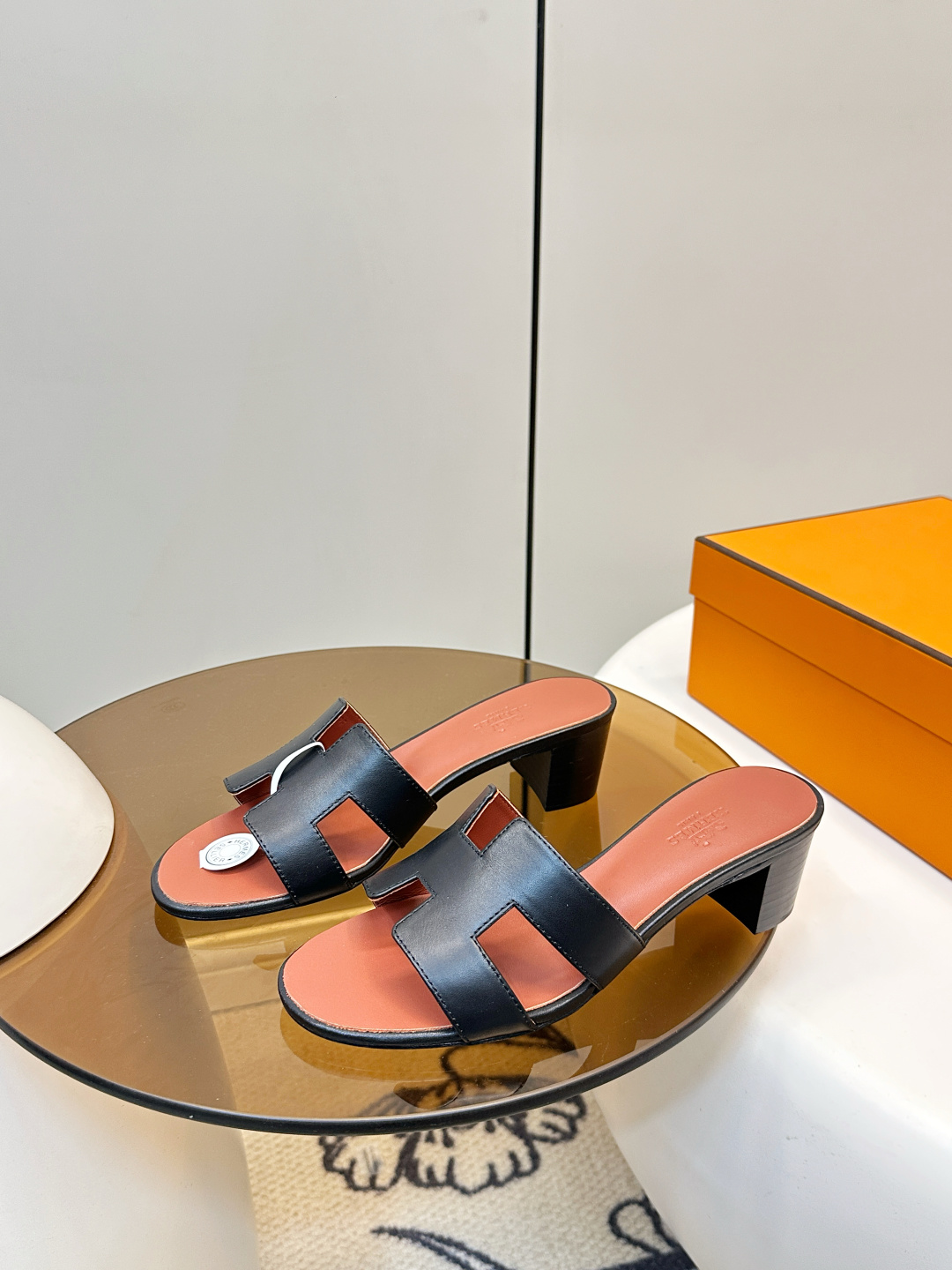 Hermès ​​Hermes｜爱马仕Oran H型平底/中跟 拖鞋