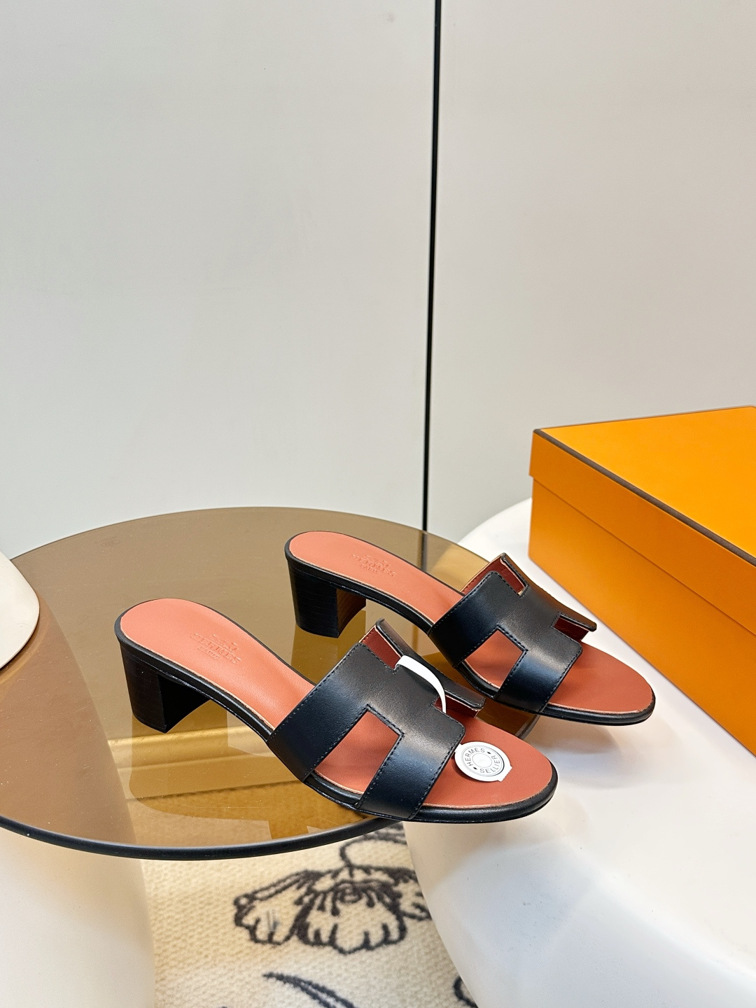 Hermès ​​Hermes｜爱马仕Oran H型平底/中跟 拖鞋