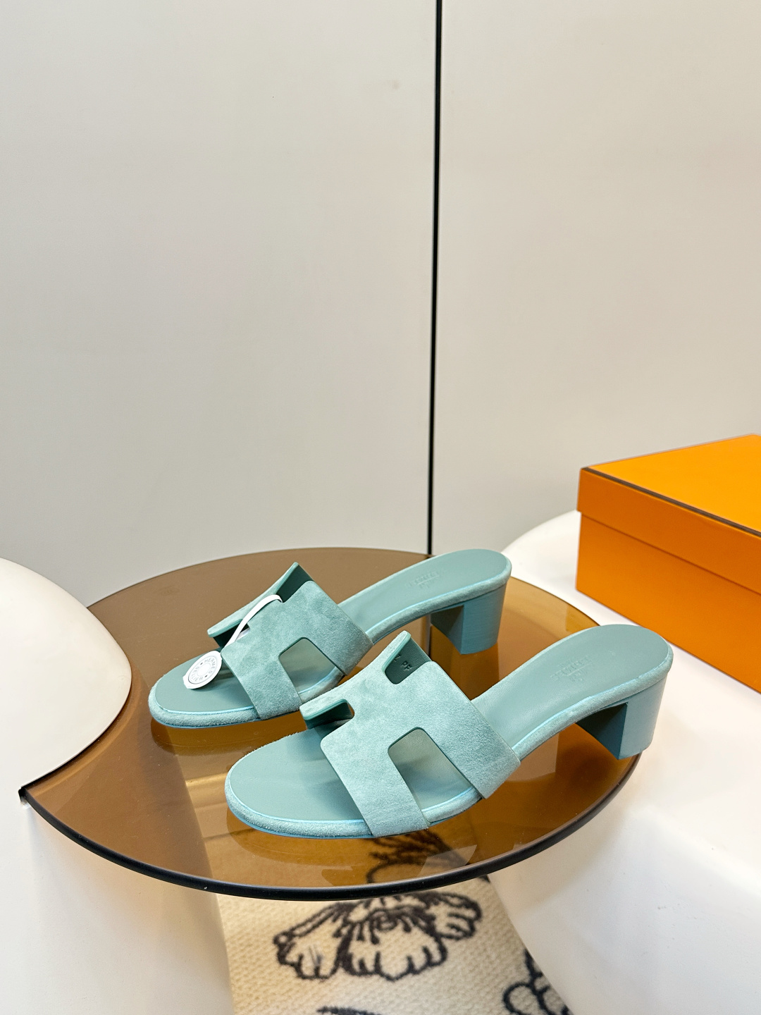 Hermès ​​Hermes｜爱马仕Oran H型平底/中跟 拖鞋