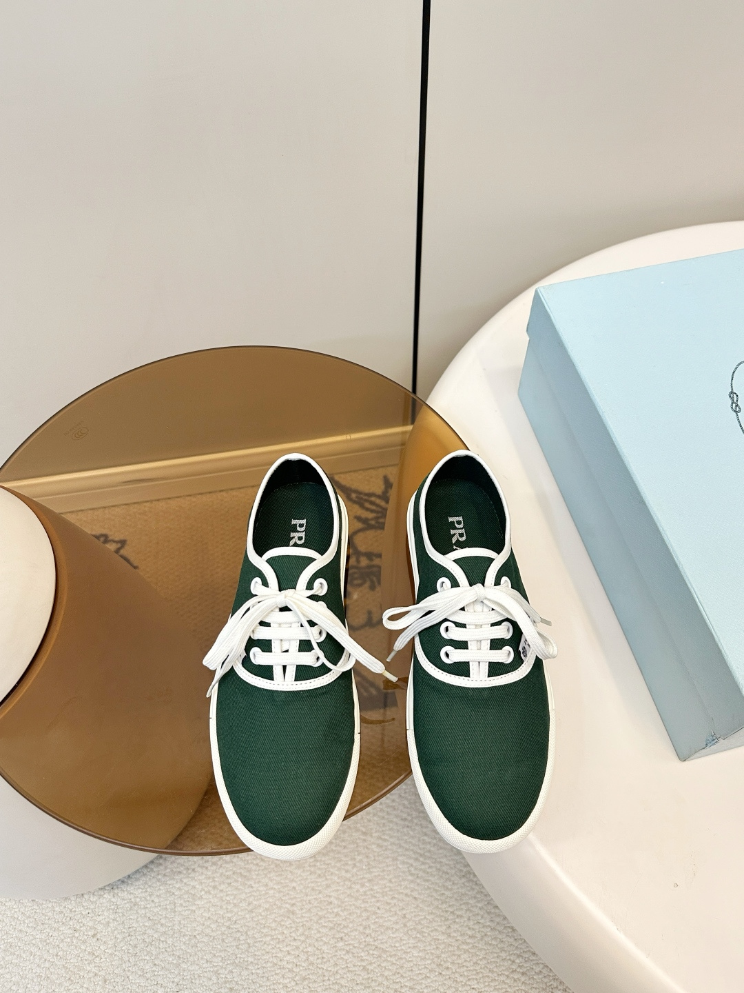 Prada ​​Prada 2026春夏新品 帆布鞋