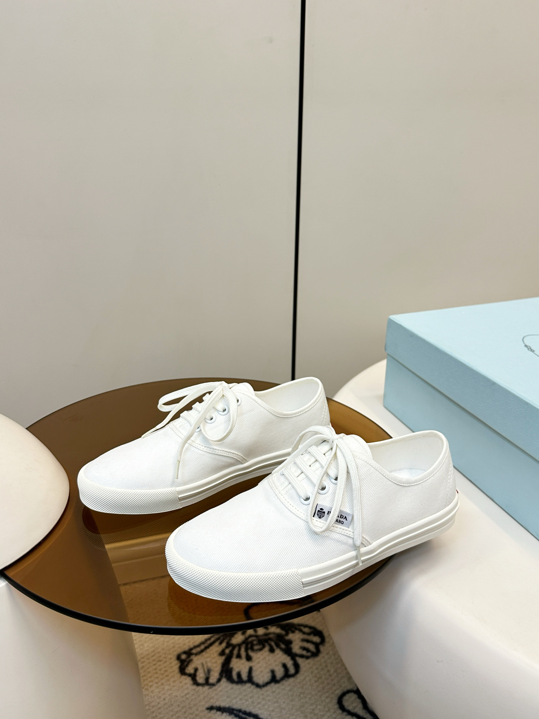 Prada ​​Prada 2026春夏新品 帆布鞋