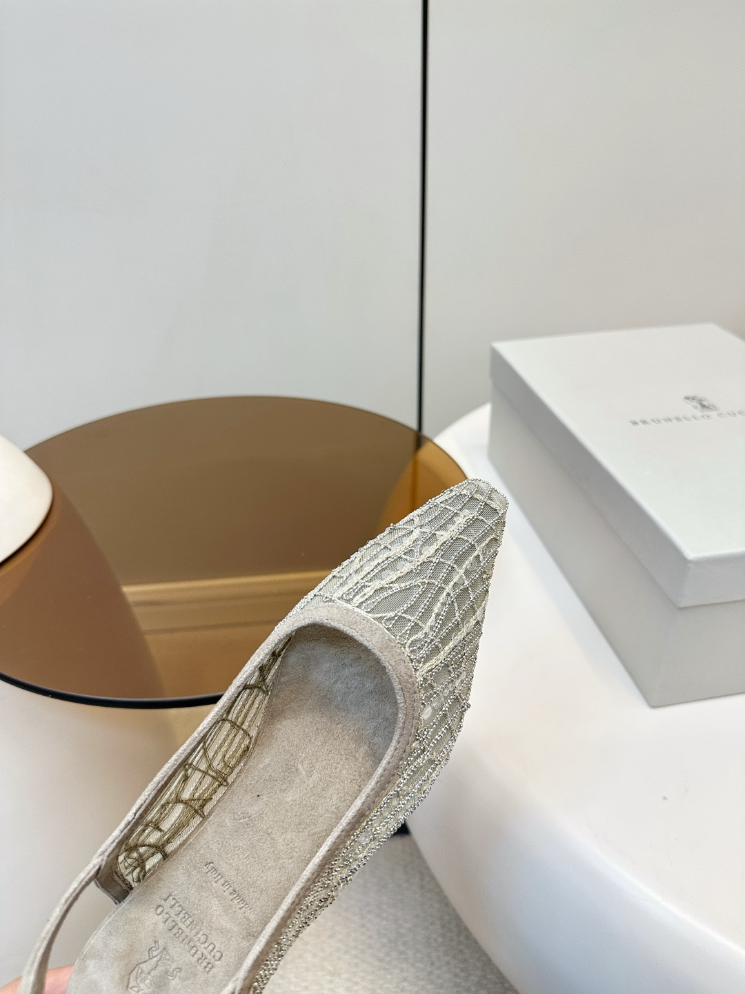 Brunello Cucinelli Brunello Cucinelli 26ss新品手工缝珠刺绣网纱平底后空凉鞋