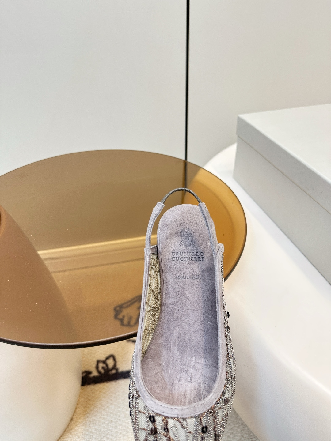 Brunello Cucinelli Brunello Cucinelli 26ss新品手工缝珠刺绣网纱平底后空凉鞋