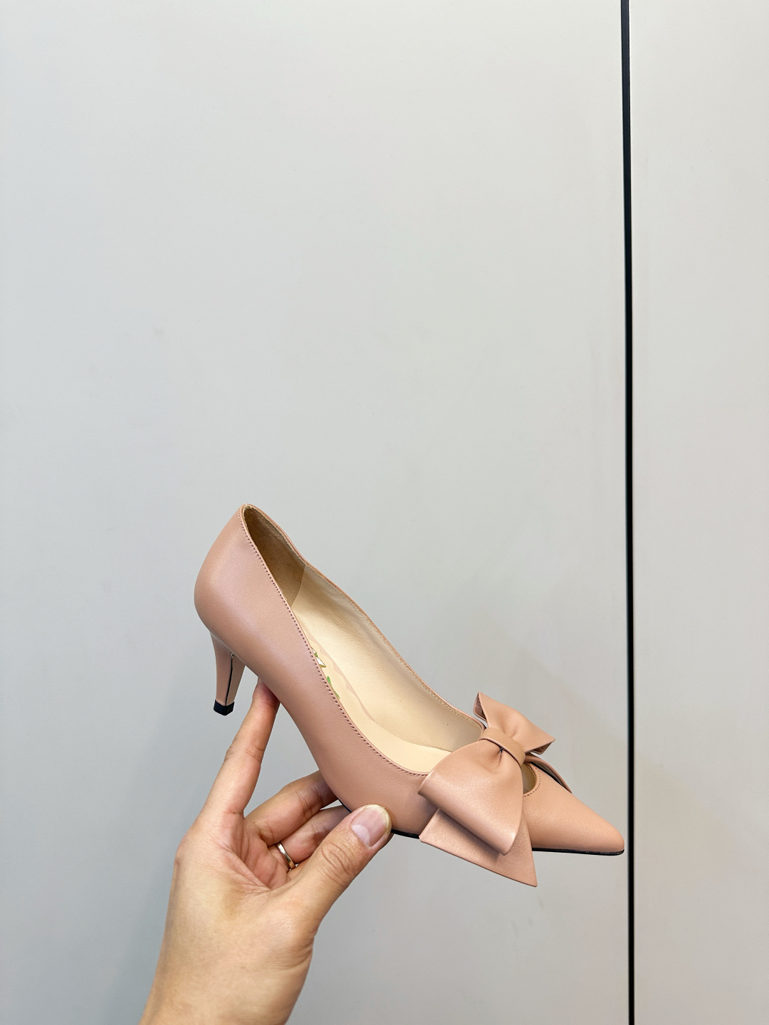 Valentino Valentino Bowknot VT蝴蝶结高跟鞋​​