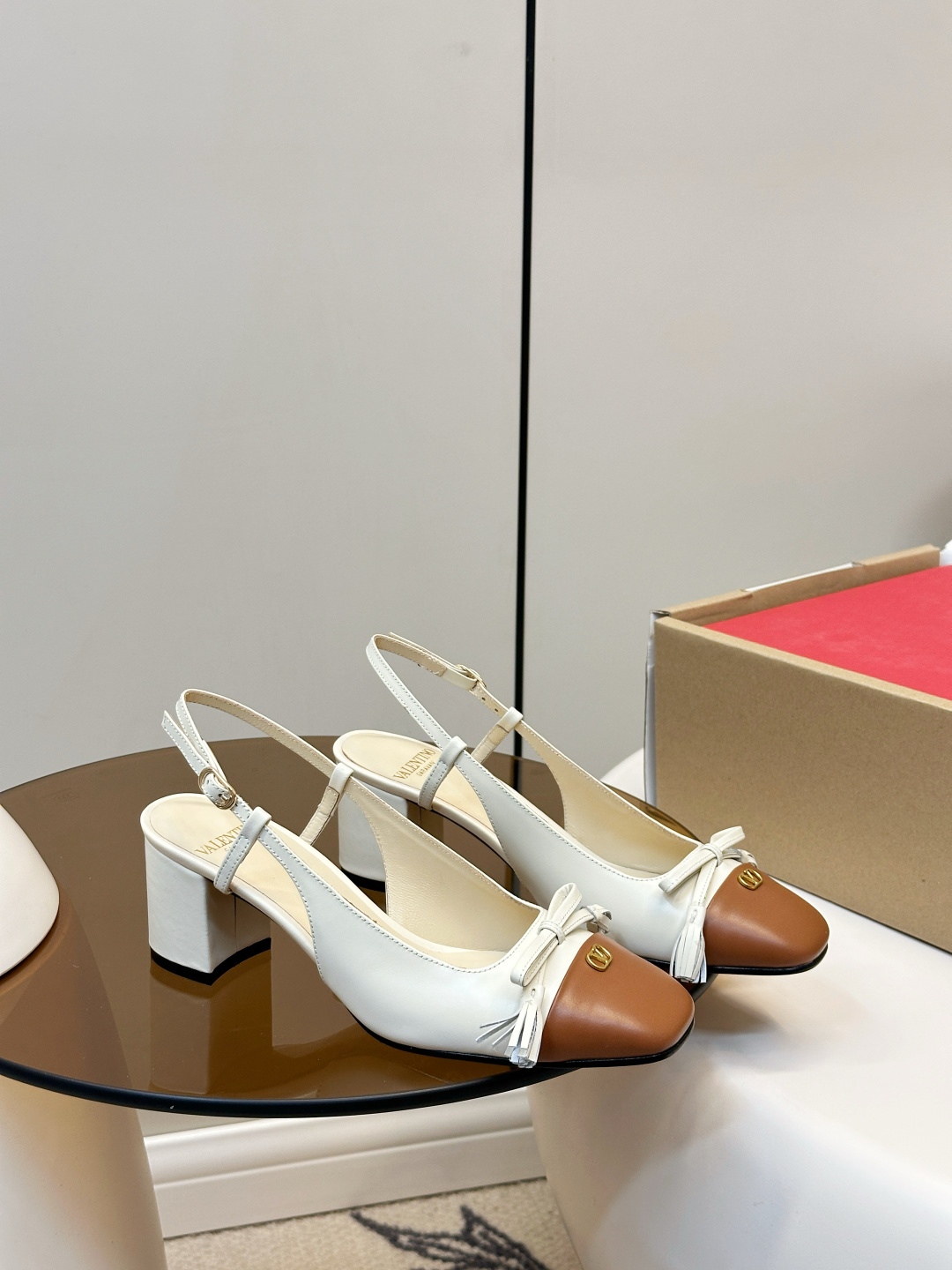 Valentino Valentino VT拼色蝴蝶结高跟凉鞋​​
