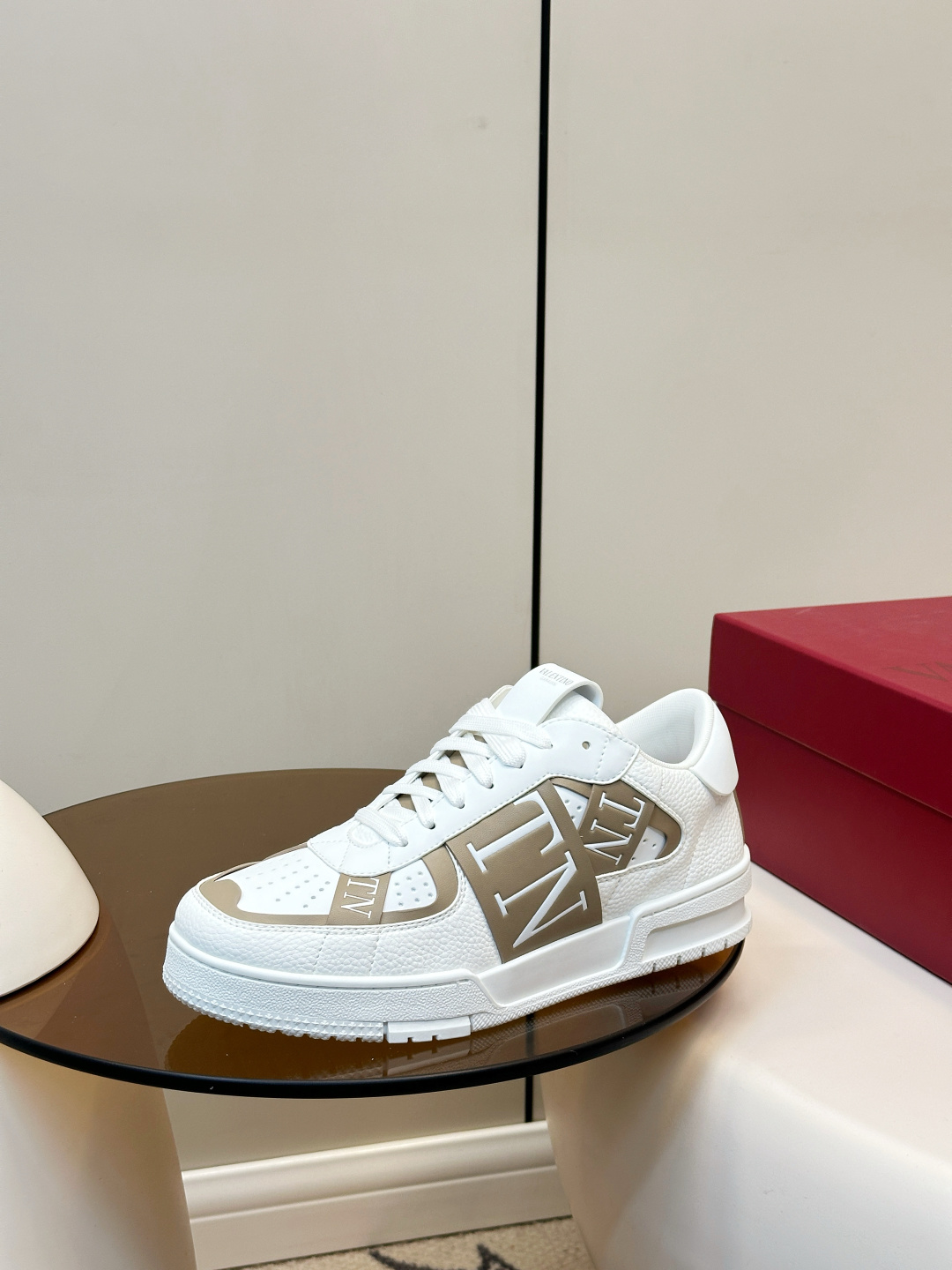 Valentino ​​Valentino Garavani VL7N运动鞋​​ 休闲板鞋