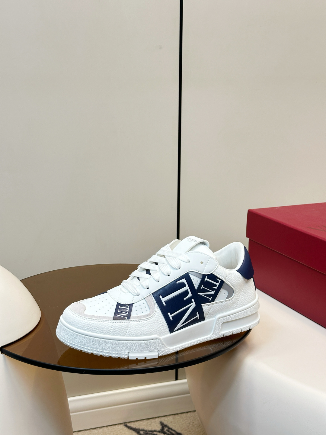 Valentino ​​Valentino Garavani VL7N运动鞋​​ 休闲板鞋