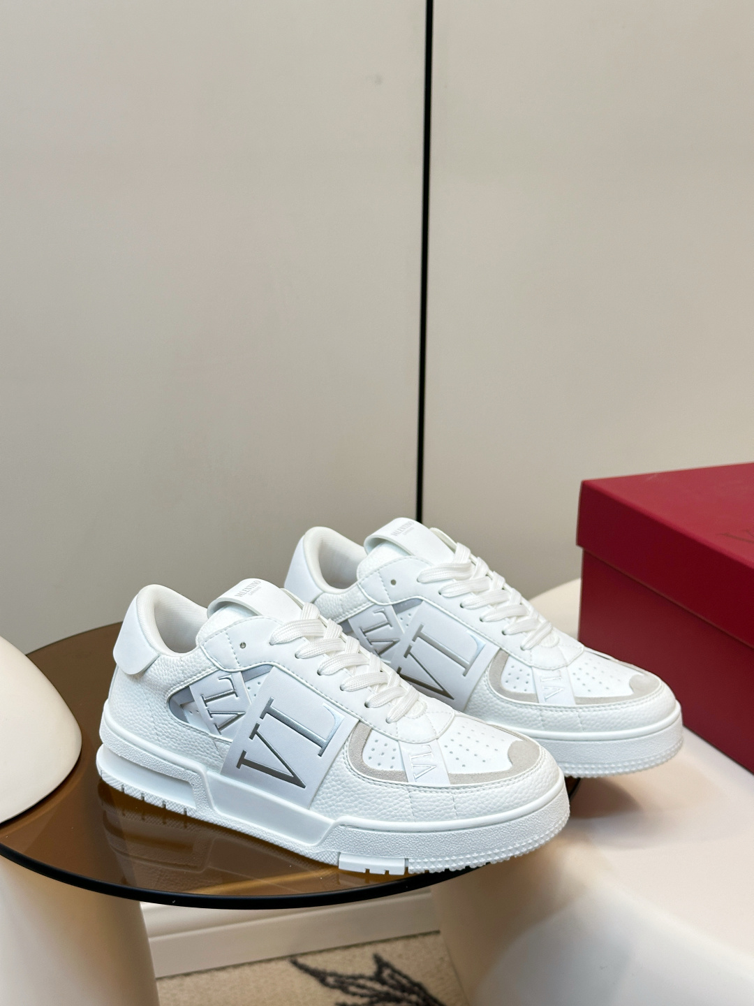 Valentino ​​Valentino Garavani VL7N运动鞋​​ 休闲板鞋