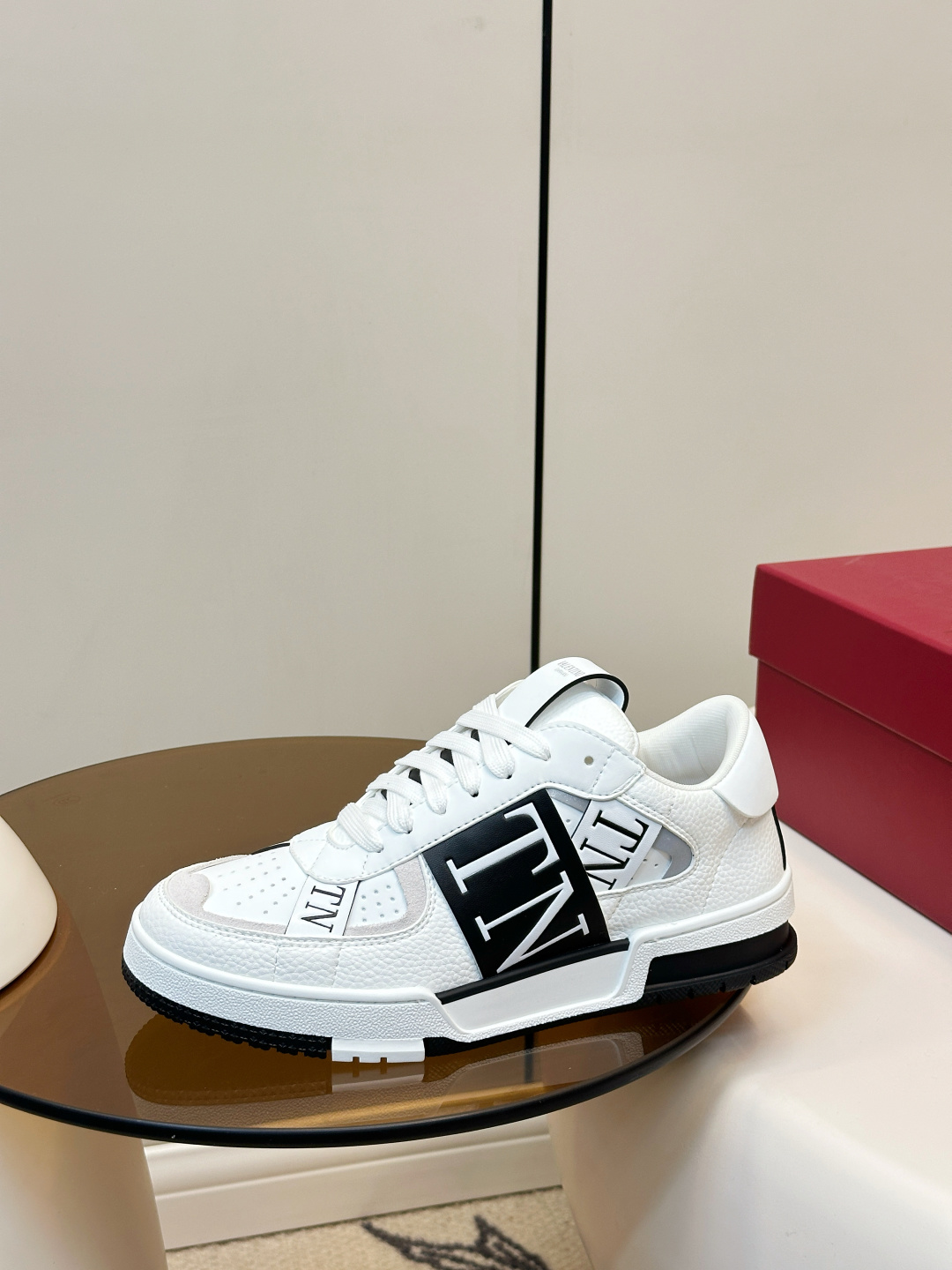 Valentino ​​Valentino Garavani VL7N运动鞋​​ 休闲板鞋